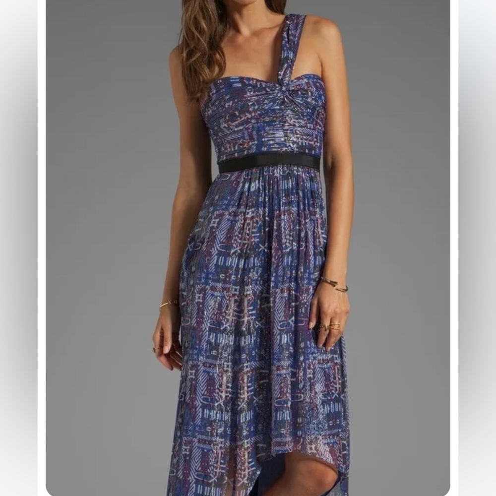 BCBG BGBGMAXAZRIA Inga One Shoulder Printed Gown